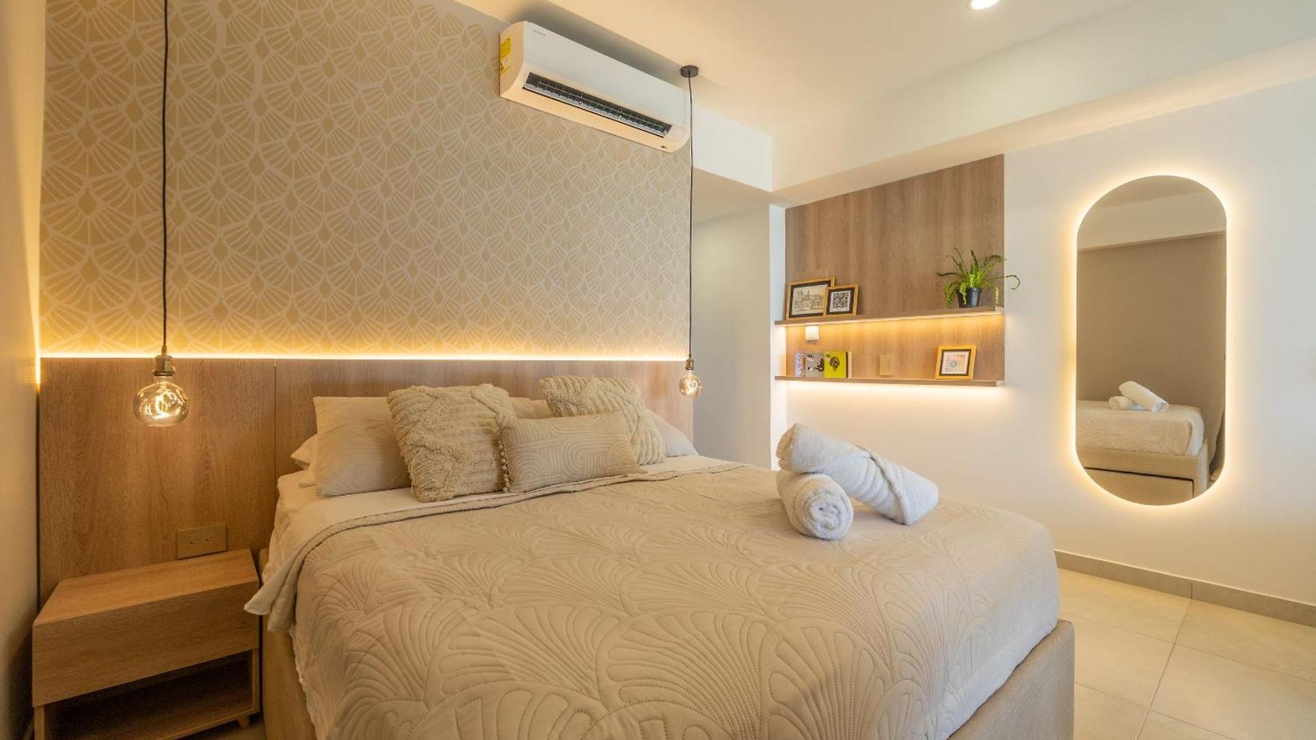 Apartamento Charming Seafront Loft *