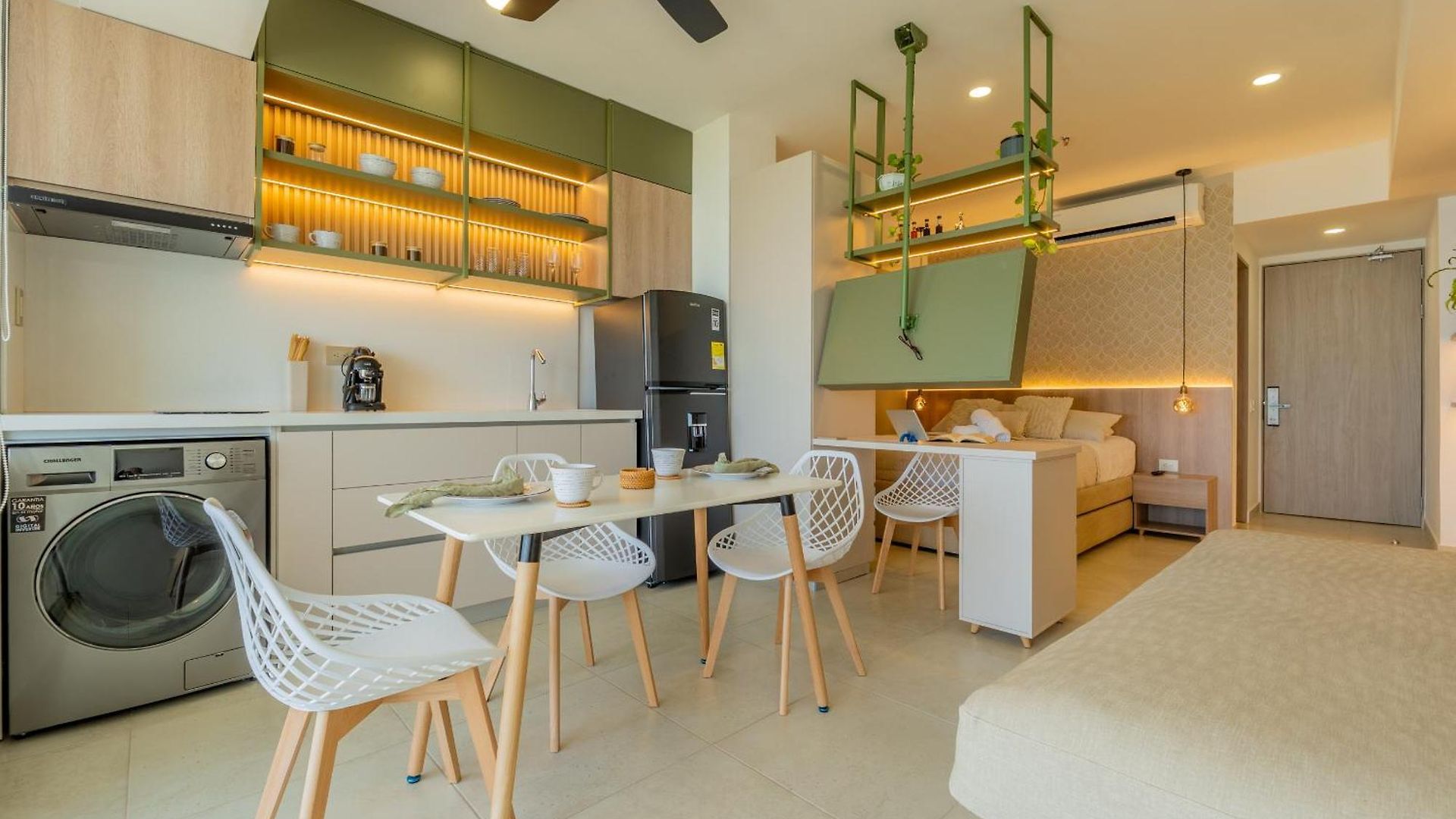 Charming Seafront Loft Apartamento *