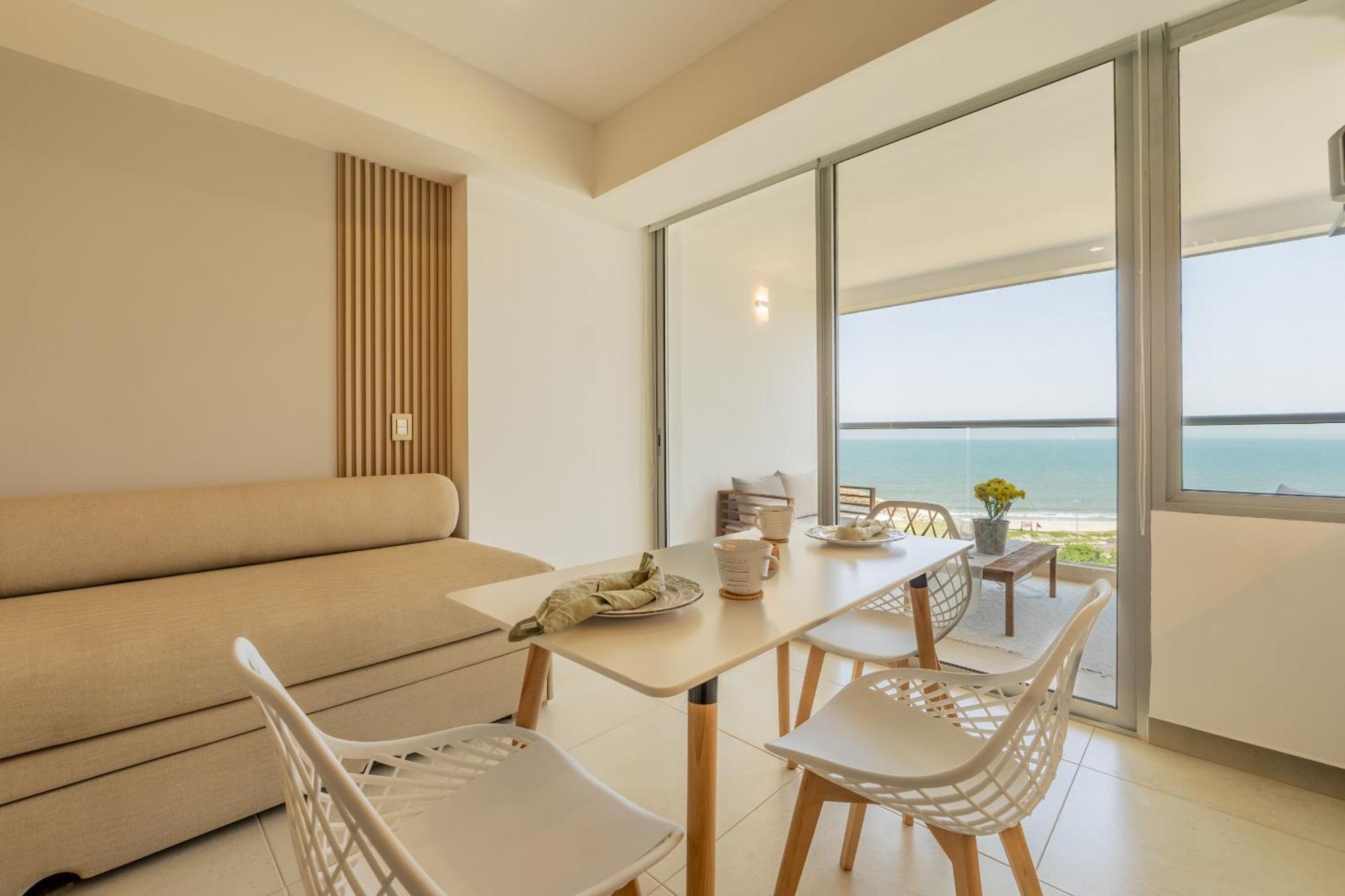 Charming Seafront Loft Apartamento *